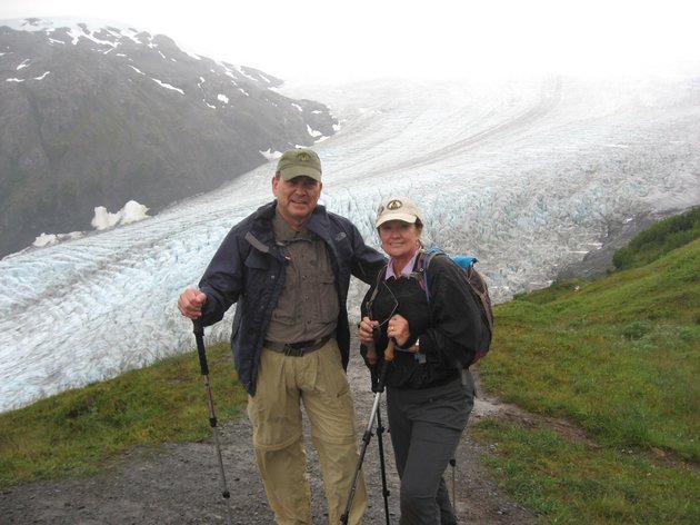 Couple Has ‘Hike 59 National Parks’ On Bucket List, Checks It Off In Seven Years