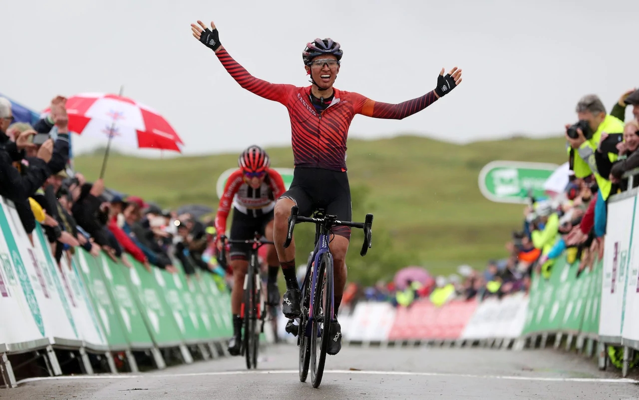 Kasia Niewiadoma Defies Terrible Conditions to Win First Women