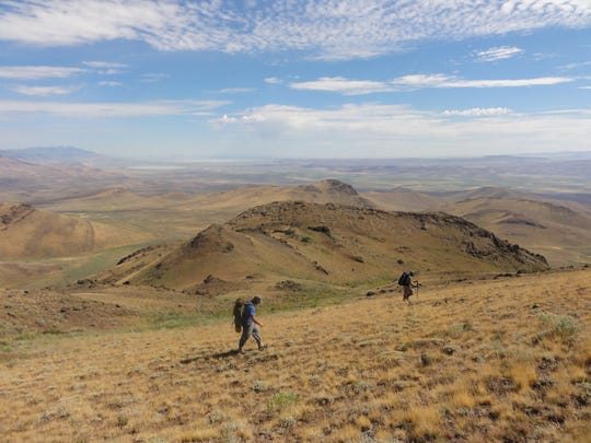 The 750-mile Oregon Desert Trail brings solitude, canyons and lots of hot springs