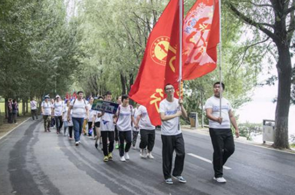 “徒步辽宁”全省14个市同步走起 全省3万徒步爱好者一同过节