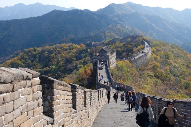 中国若重新开放旅游 明年旅游业规模有望超过2019