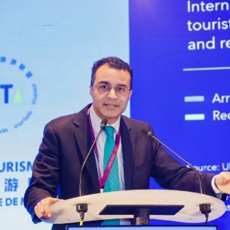 米歇尔·胡利安<br />Michel Julian