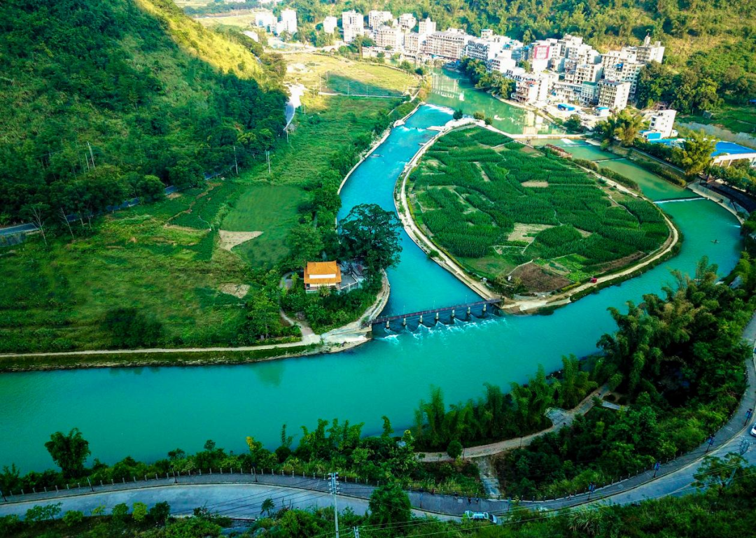 281c3f283940455c91e58dd358e65824.png 图片