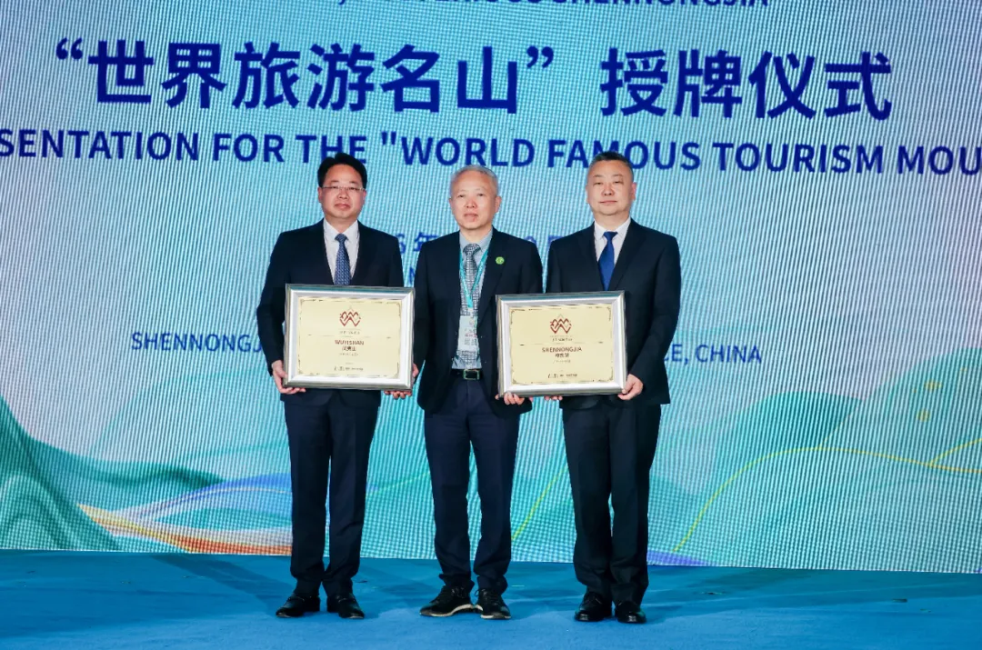 60f6bd0b2515450ea820b1afd10914a6.webp 图片