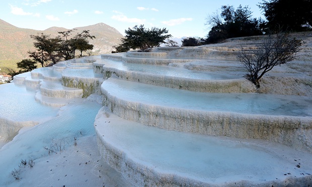 Nature offers fairytale scenes in Yunnan