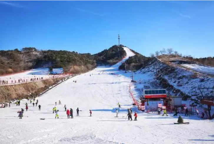 三地联合推出5条冰雪旅游线路
