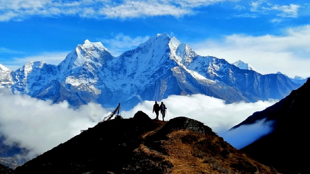 Nepal will carry out a new round of Mount Everest garbage cleaning and transportation work