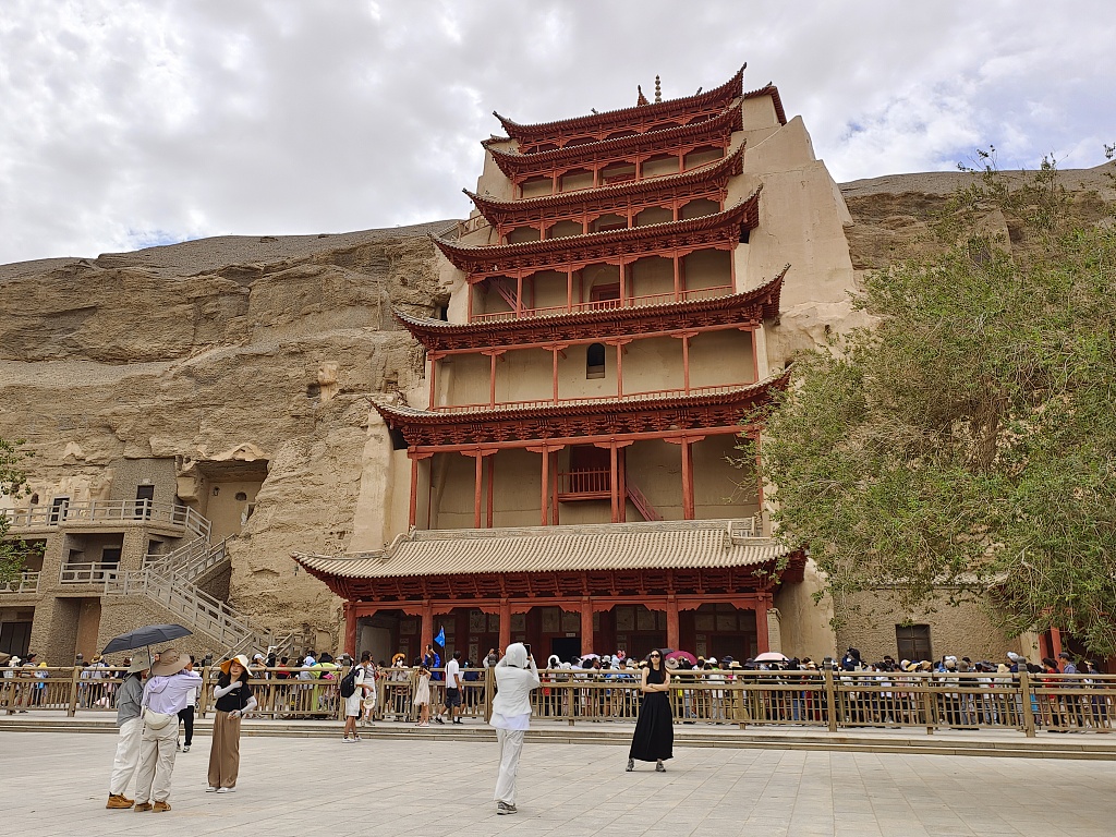 Dunhuang: A Silk Road oasis