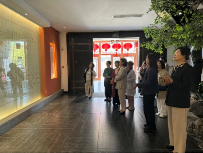 The delegation of women friendship messengers from Shandong and South Korea visited Qingdao
