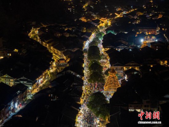 贵州侗年盛景引八方客 古老节庆焕发新生机