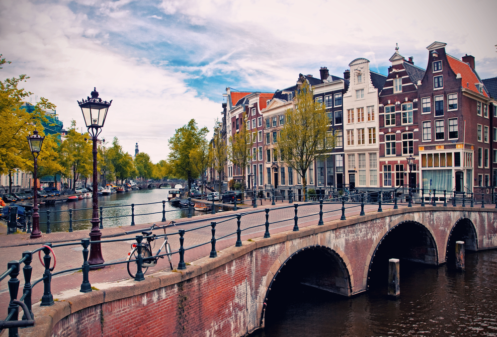 In empty Amsterdam, reconsidering tourism