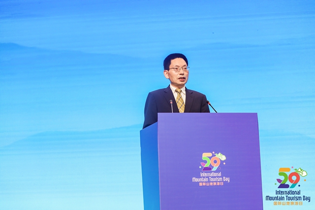 Address by Zhang Xingyi, Deputy Secretary of the CPC Chongqing Nanchuan District Committee at Intern