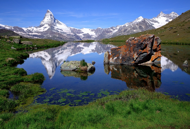 湖中倒影.阿尔卑斯山脉马特洪峰（matterhorn）.瑞士（金起焕）