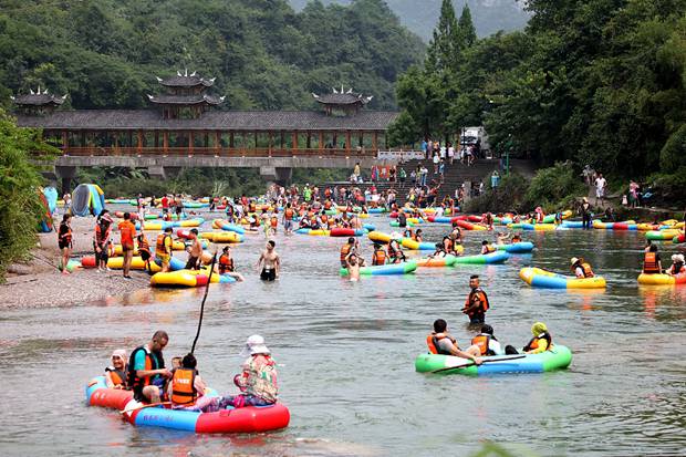 Six rafting destinations around China