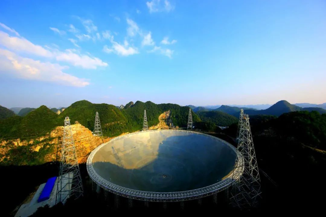 【玩转山地】“观天探地·世界唯一”——这里是中国·平塘